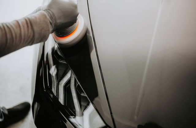 Lavage et soin de la peinture